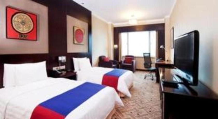 Crowne Plaza Pudong By Ihg 5*