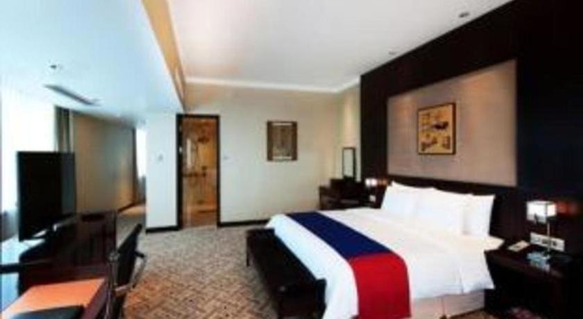 Crowne Plaza Pudong By Ihg Hotel 5*
