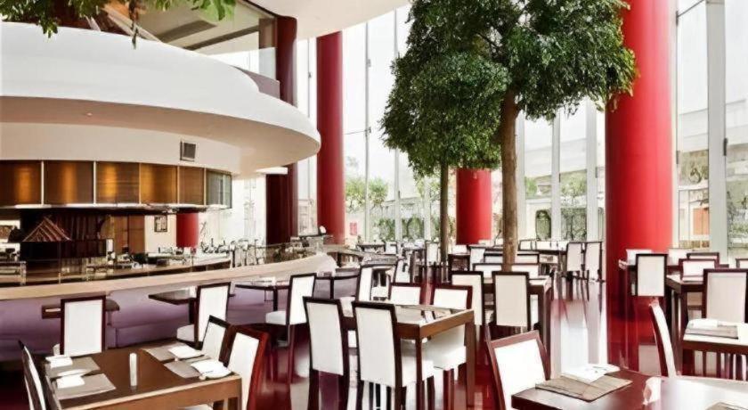 Crowne Plaza Pudong By Ihg 5* Shanghai