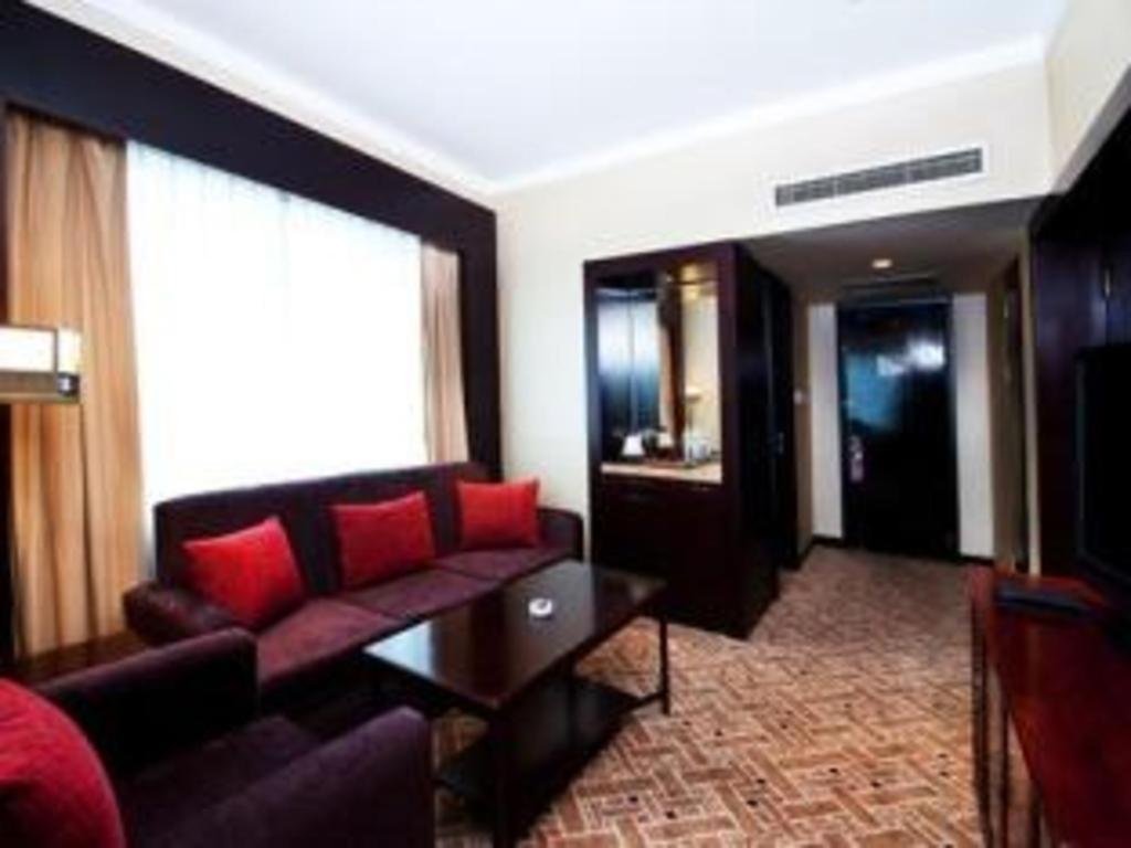 Hotel Crowne Plaza Pudong By Ihg 5*